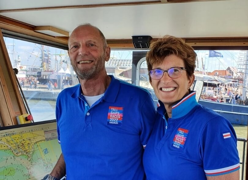 bootkaartje groepsreis Terschelling  - klaas_en_gineke_(2)@2x