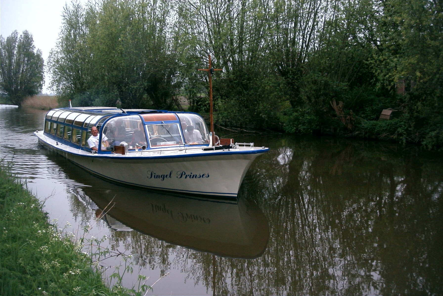 Rondvaart Harlingen - partyboot-harlingen_singel20prinses20gracht Rondvaart Harlingen - partyboot-harlingen_singel20prinses20gracht